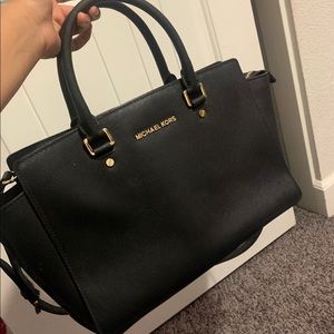 Michael Kors purse